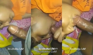 Biwi ne uth k kiya lund ko muh mai daal k brush