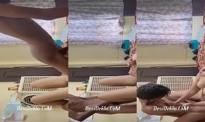 GF k saaman mai apna samaan nikaal k dard bhari chudai ki