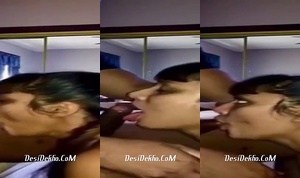 Sexy Gf k muh mai kaala chocklate lund ko angoor ki tarah chusa